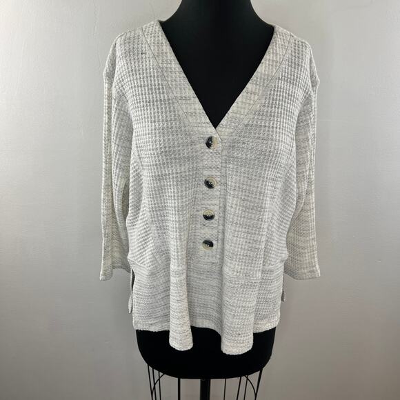 SUNDAY IN BROOKLYN Gray Waffle Knit V-Neck Button Front Pullover Sweater Size M - Picture 3 of 11